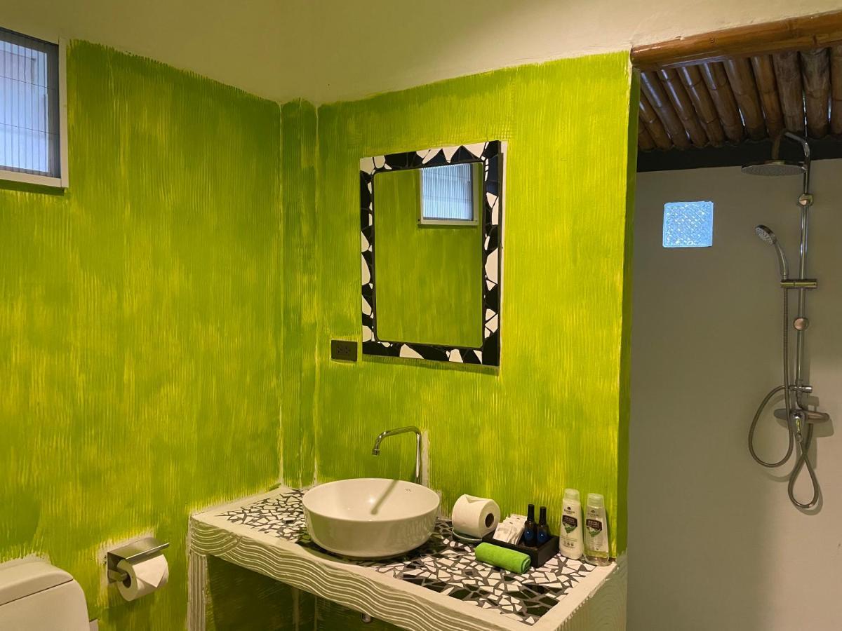 The Pace Phuket Boutique Resort Rawai Dış mekan fotoğraf