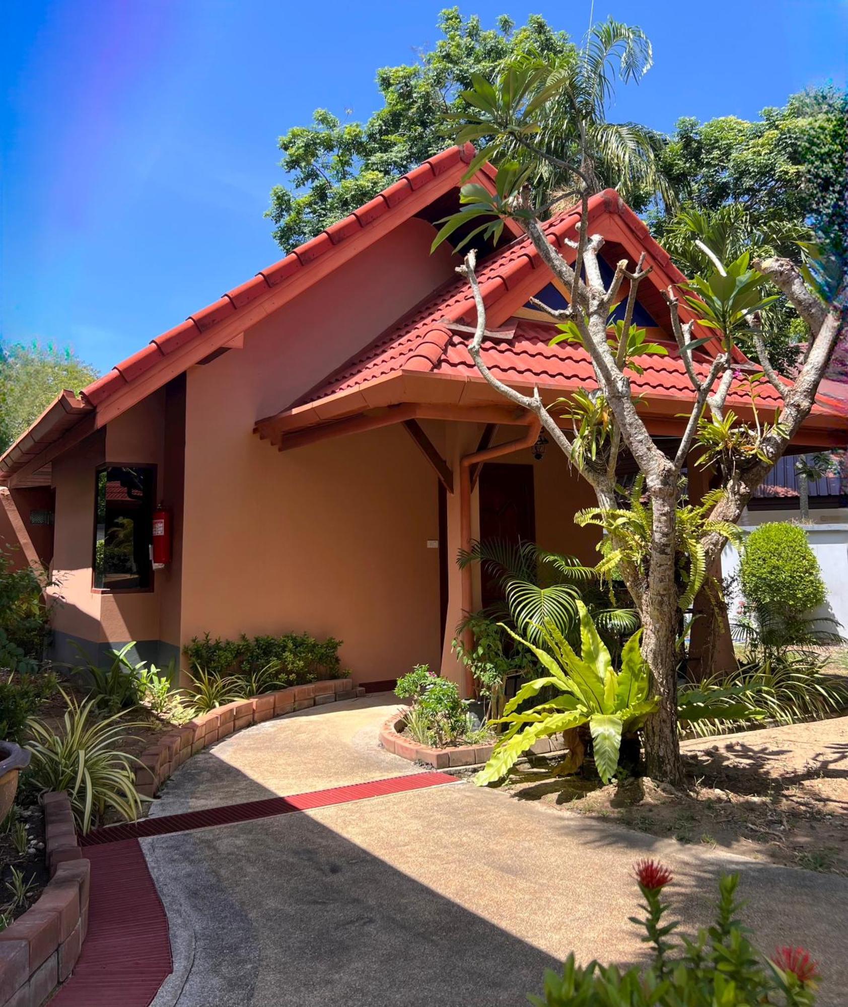 The Pace Phuket Boutique Resort Rawai Dış mekan fotoğraf